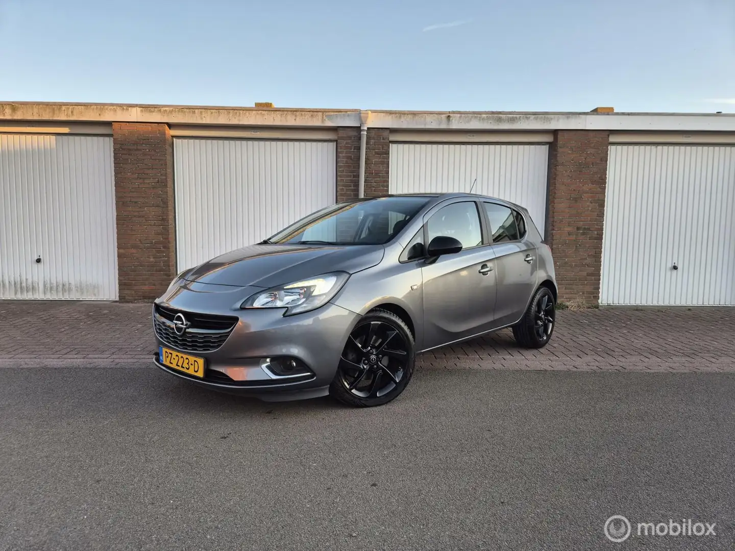 Opel Corsa 1.0 Turbo / Origineel NL / 5-Deurs / Cruisecontrol Grijs - 1