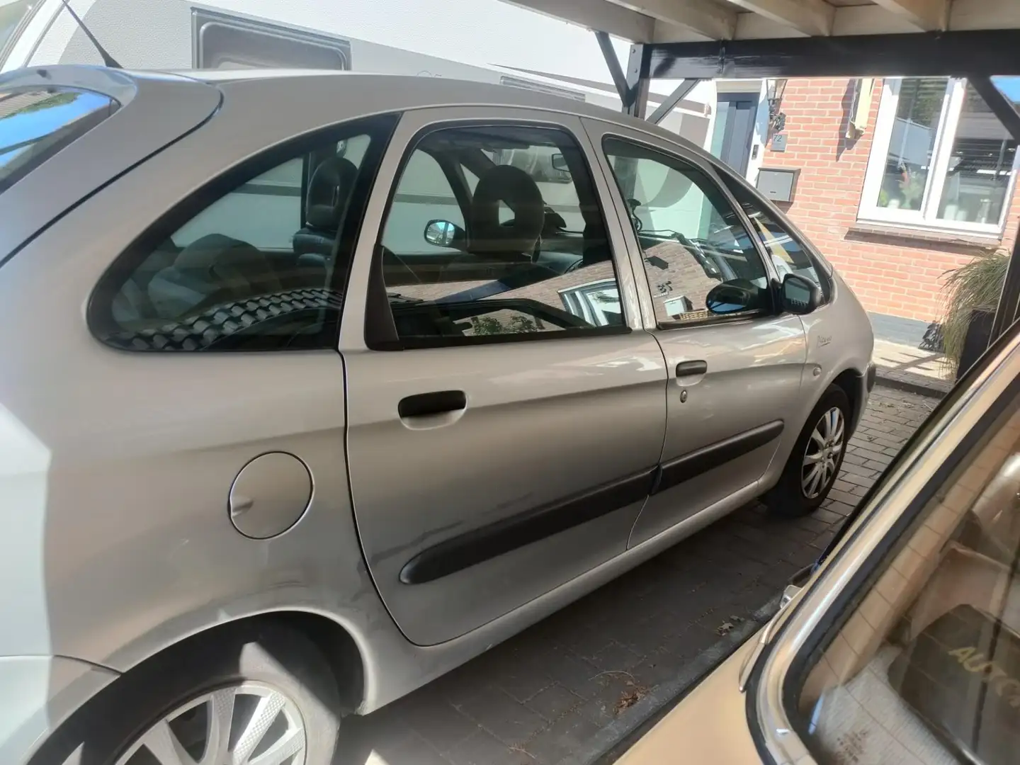 Citroen Xsara Picasso 1.8i-16V Plaisir Gri - 2