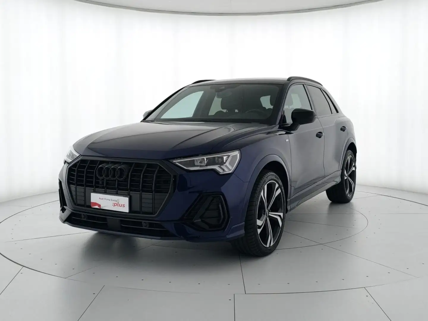 Audi Q3 35 1.5 tfsi identity black s-tronic Blu/Azzurro - 1