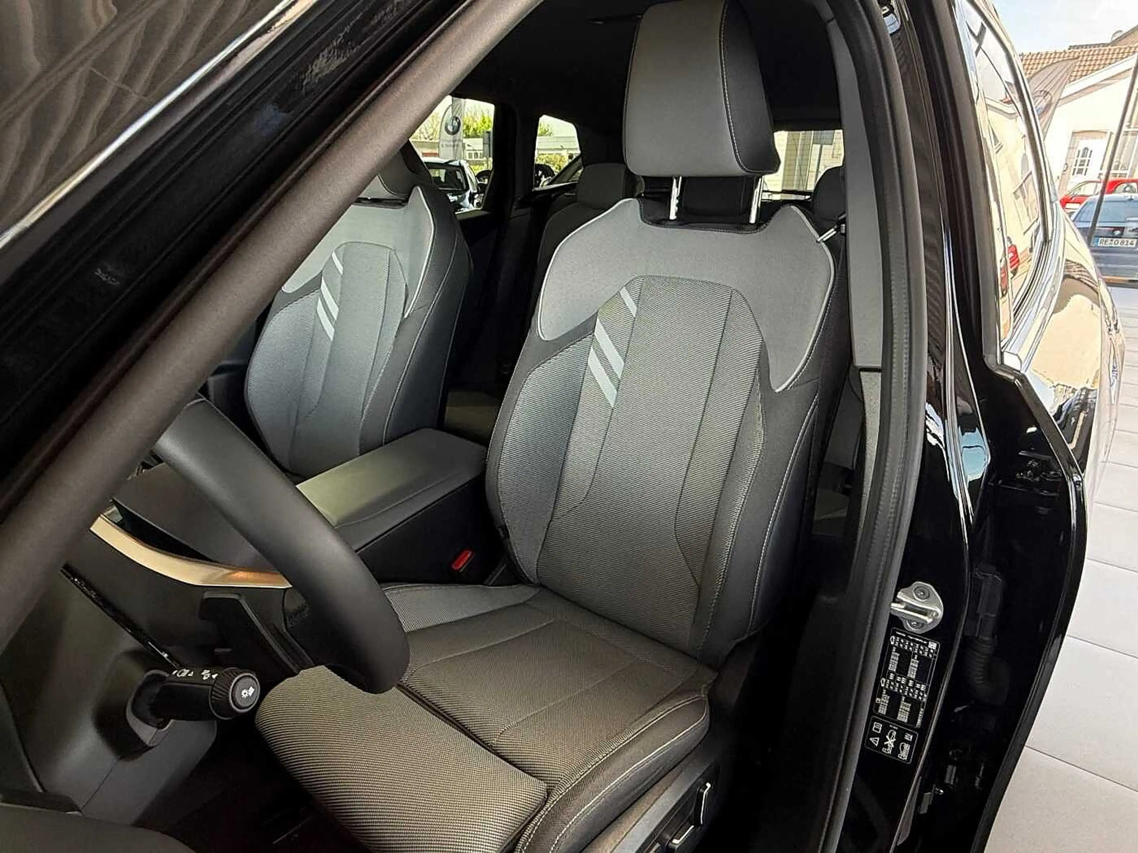 BMW X3 20d xDrive AHK/HUD/ACC/360°Cam/H&K/Memo. — photo 10