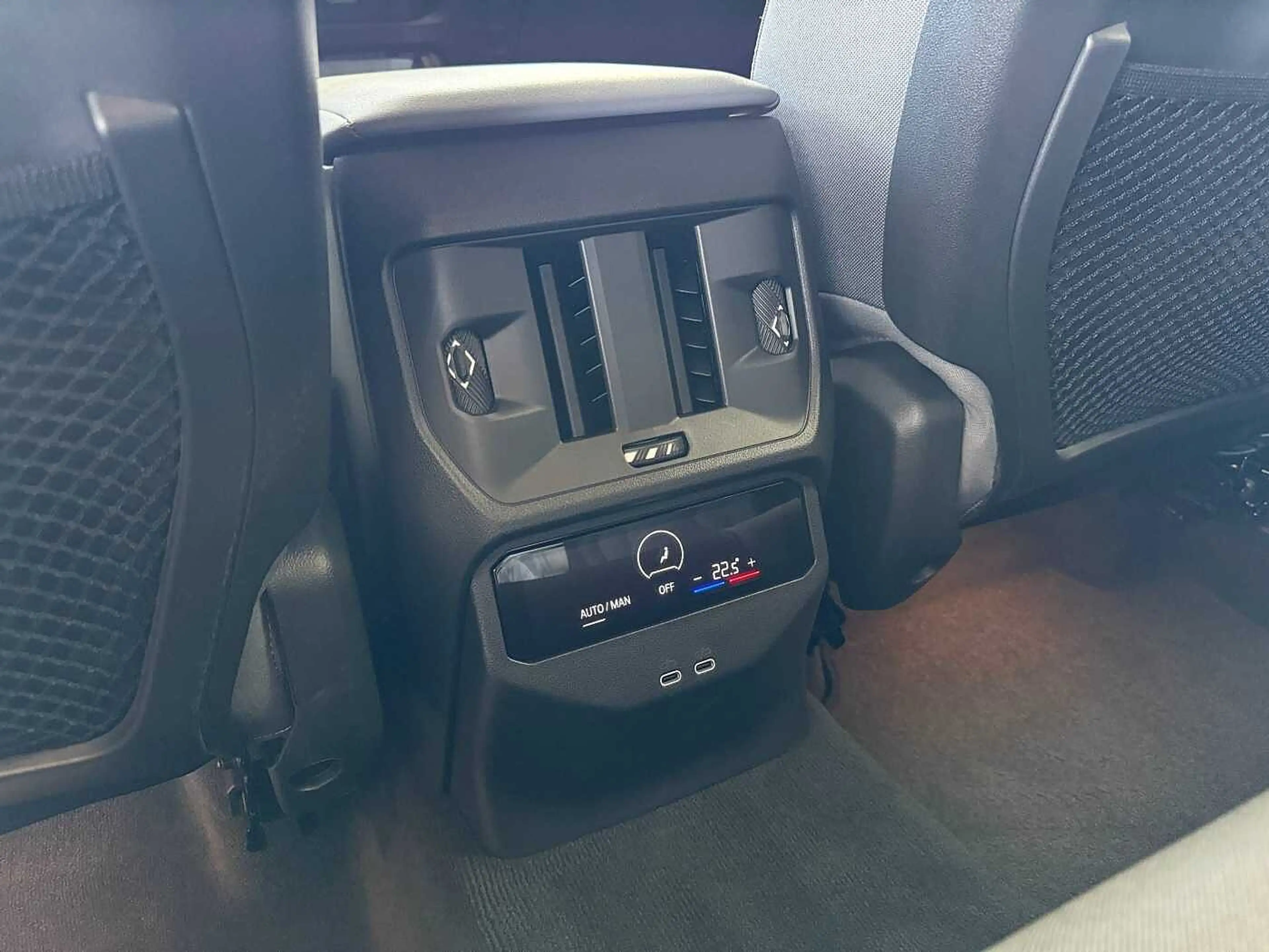 BMW X3 20d xDrive AHK/HUD/ACC/360°Cam/H&K/Memo. — photo 13