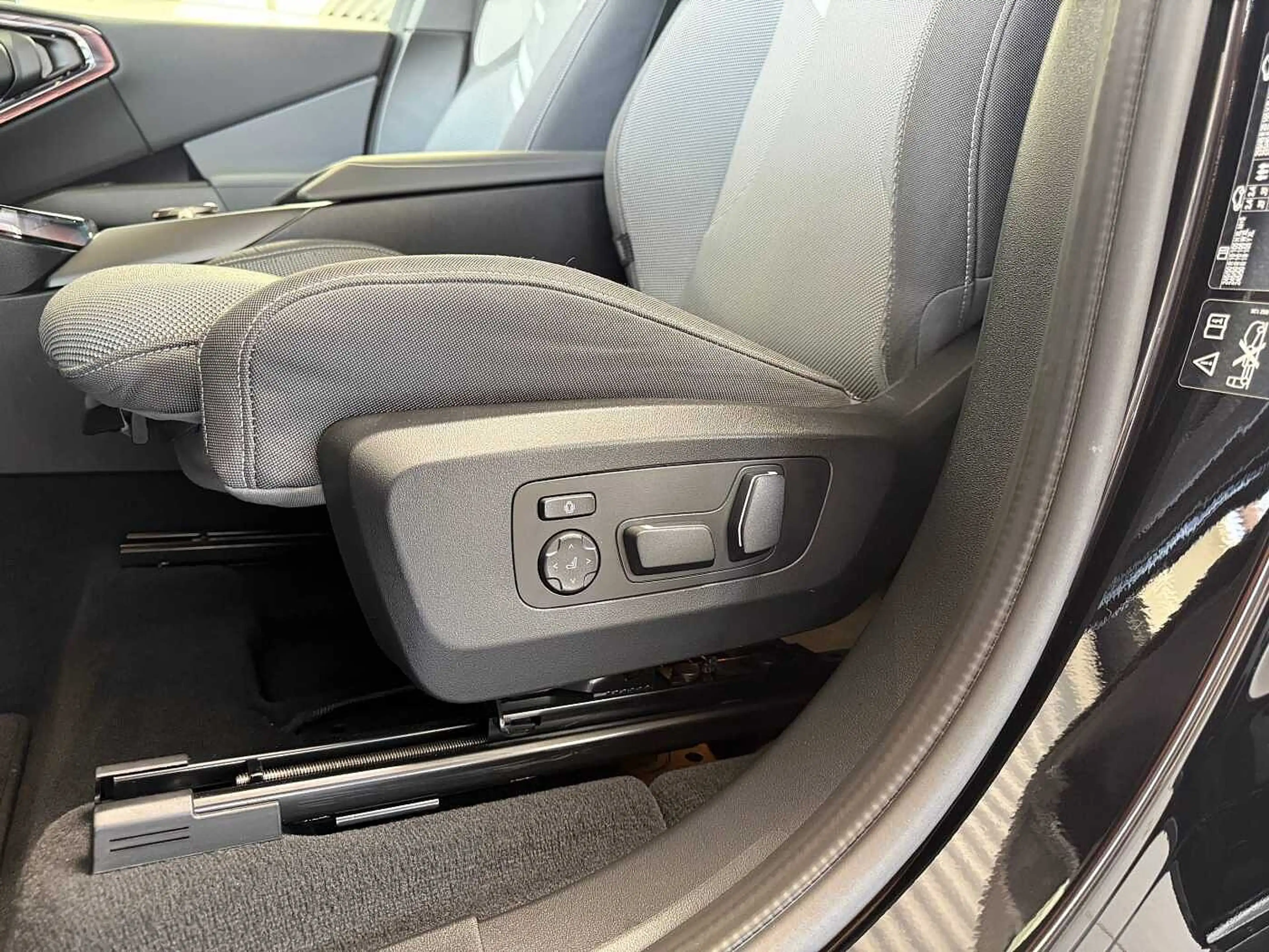 BMW X3 20d xDrive AHK/HUD/ACC/360°Cam/H&K/Memo. — photo 11