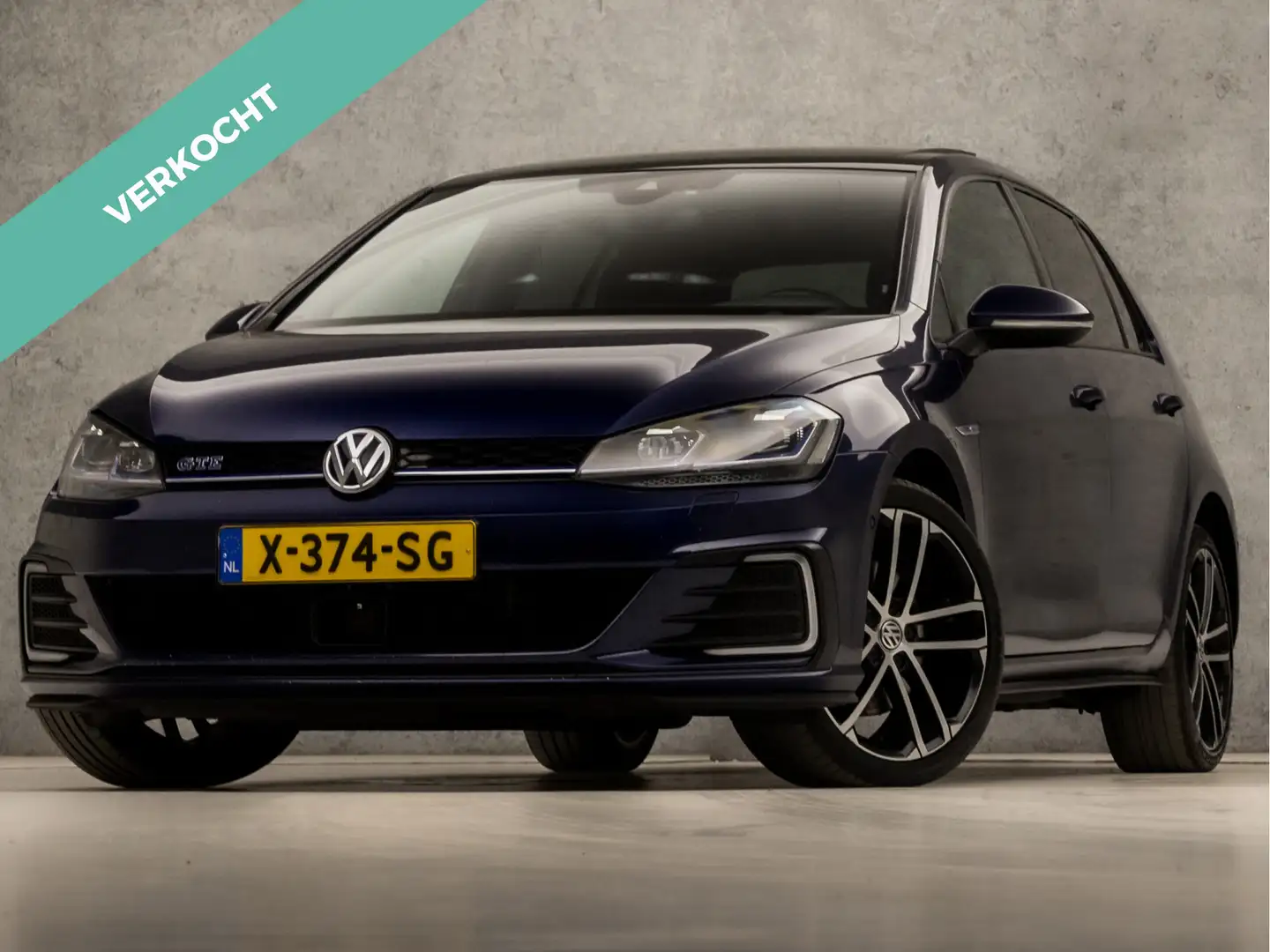 Volkswagen Golf GTE 1.4 TSI PHEV 204Pk Automaat (SCHUIFDAK, VIRTUAL CO Albastru - 1