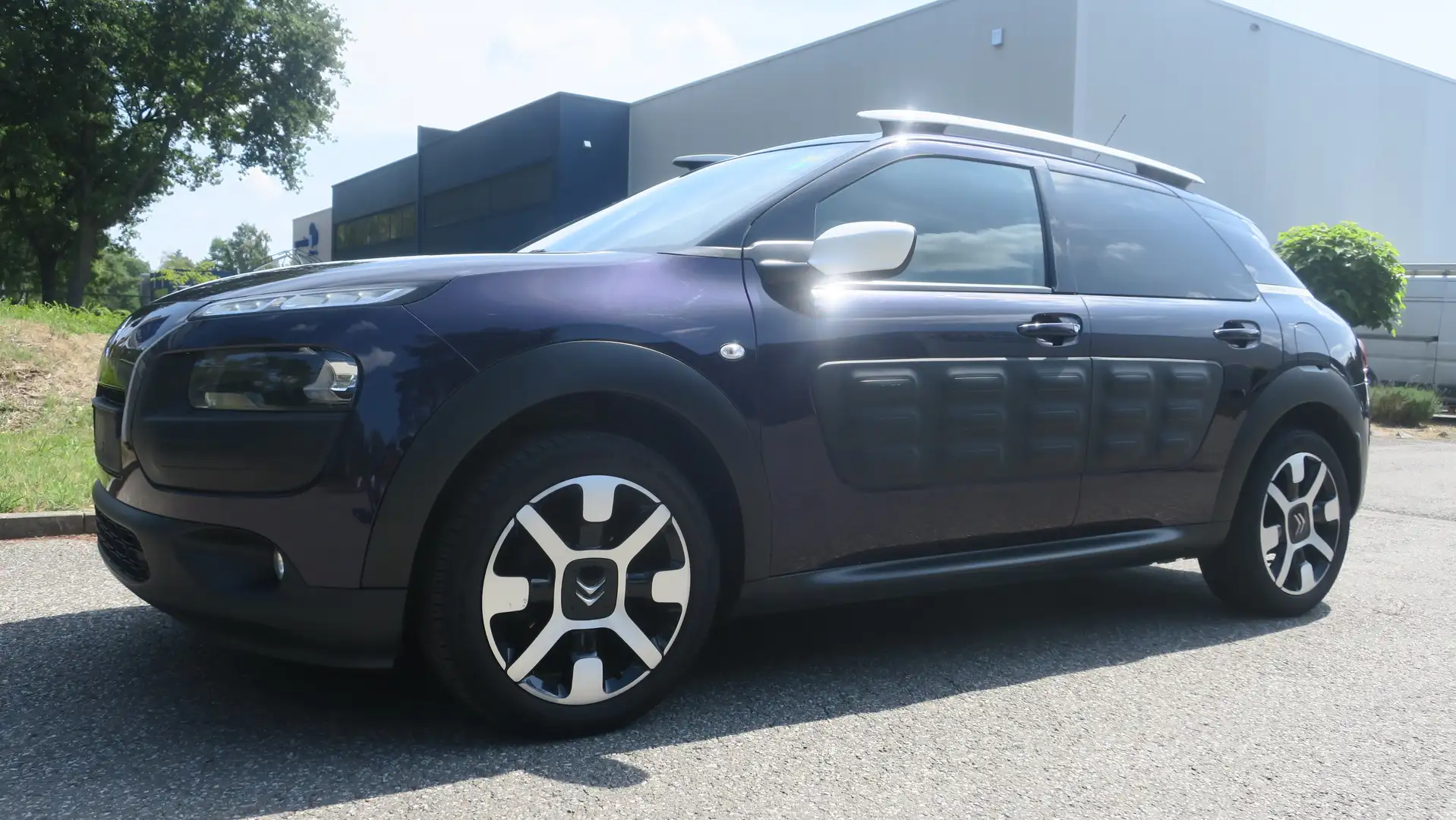 Citroen C4 Cactus 1.2i PureTech Feel Edition Silver ETG"Pano-Dak" Lilla - 1