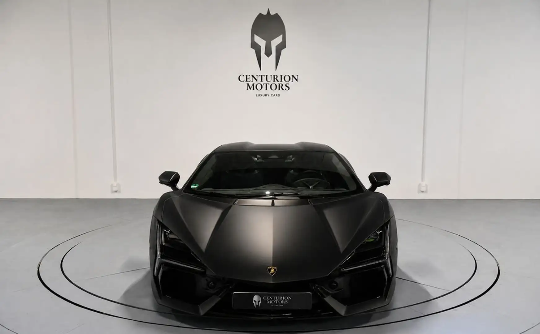 Lamborghini Revuelto Schwarz - 2
