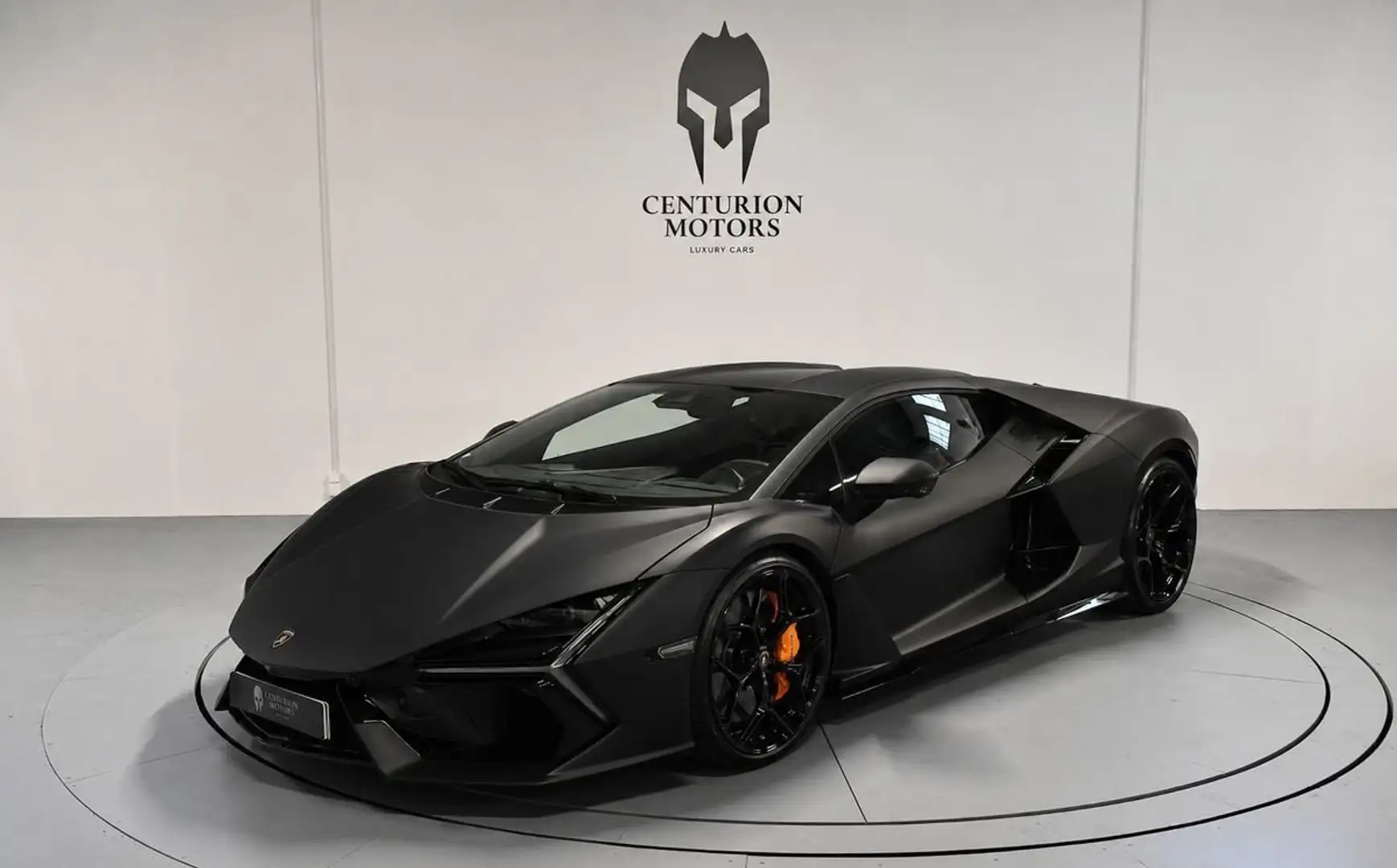 Lamborghini Revuelto Schwarz - 1