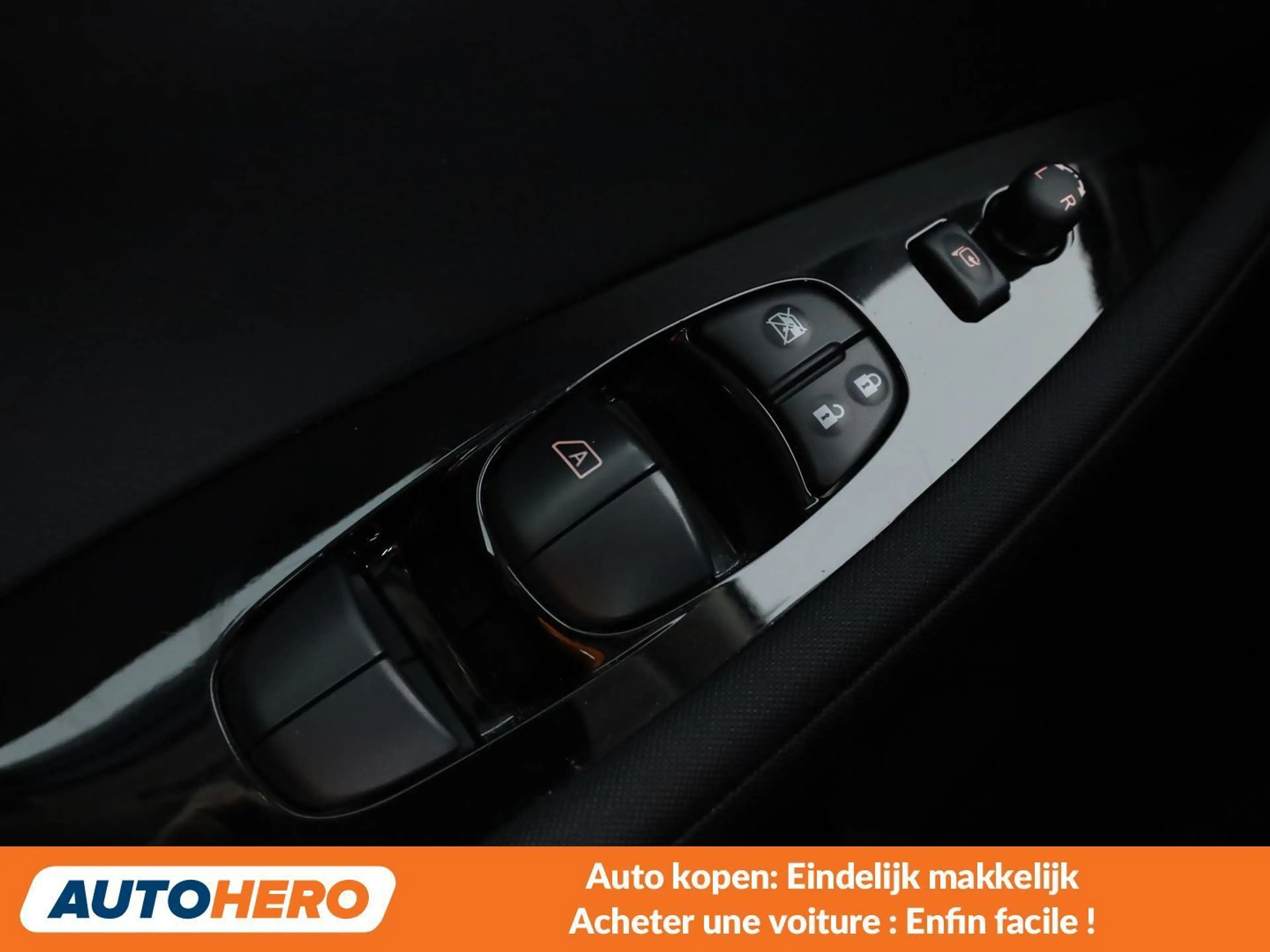 Nissan Leaf electric drive 110 kW Acenta — photo 15