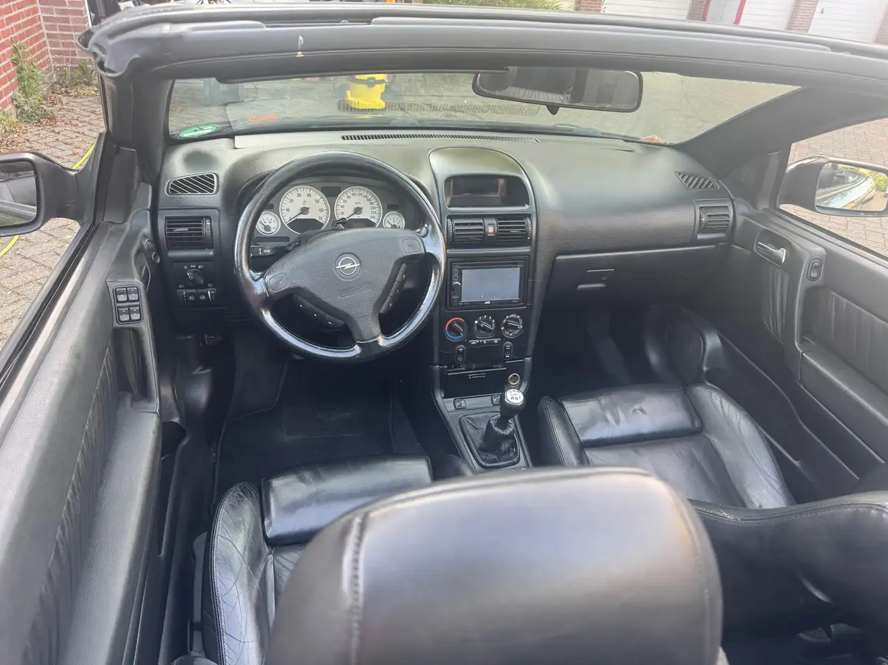 Opel Astra 2.2-16V Cabrio, foto 11