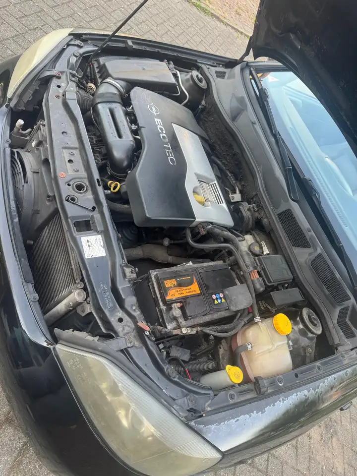 Opel Astra 2.2-16V Cabrio, foto 6