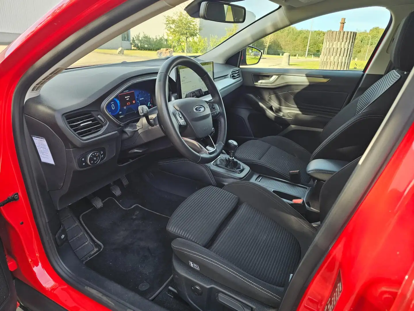 Ford Focus 1.0 EcoBoost Hybrid Titanium X AIRCO/cruise Rot - 2