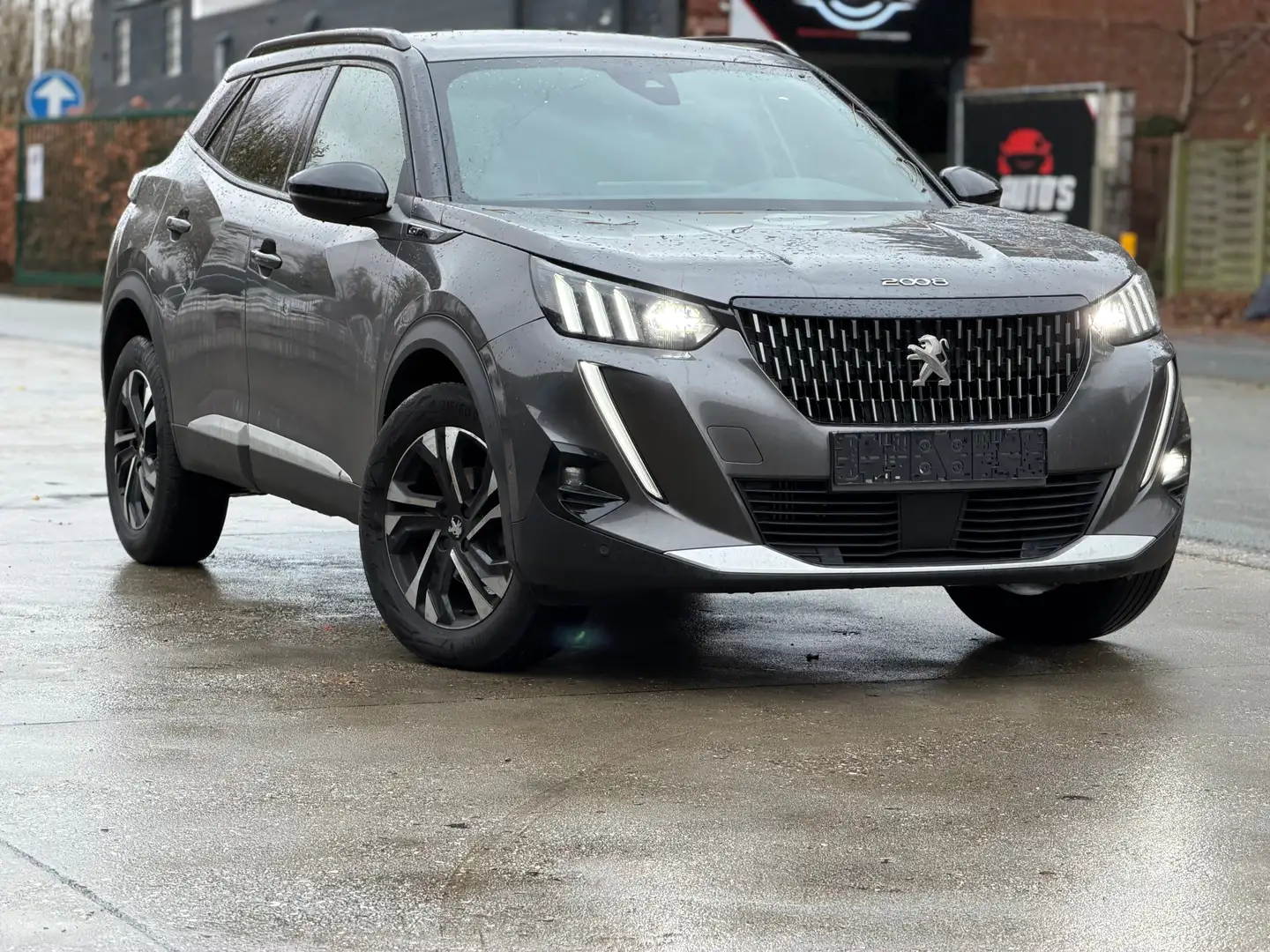 Peugeot 2008 1.2 130pk GT Pack-Pano-Leder-Navi-Clima-Led-2021 Noir - 2