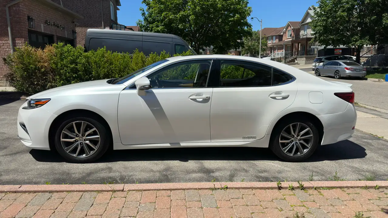 Lexus ES fotografie Lexus ES