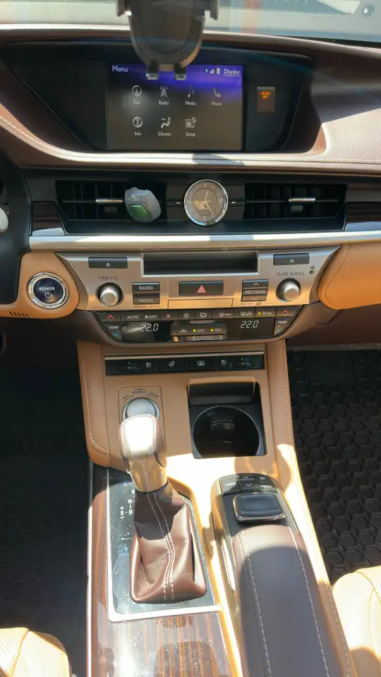 Lexus ES fotografie Lexus ES