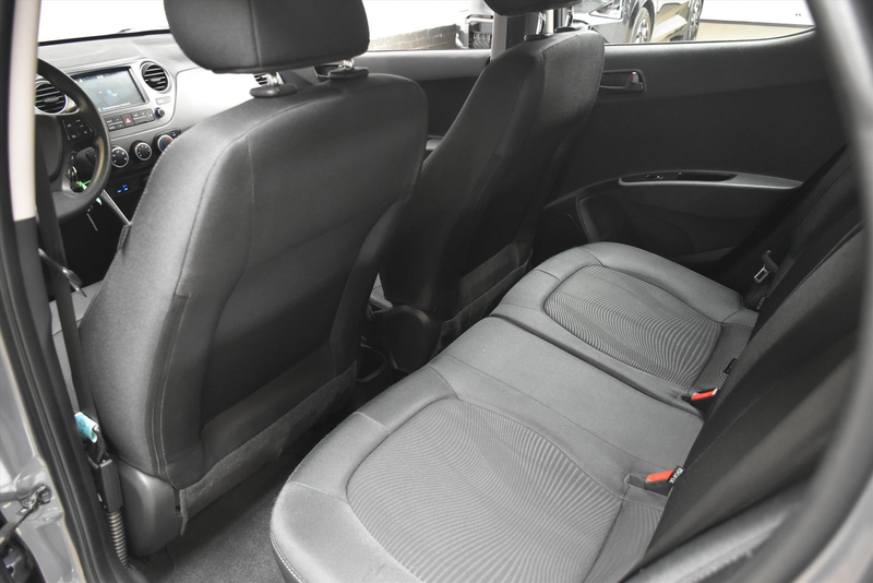 Hyundai i10 1.0i 66pk Comfort | Navi | Camera | Airco | Cruise — photo 11