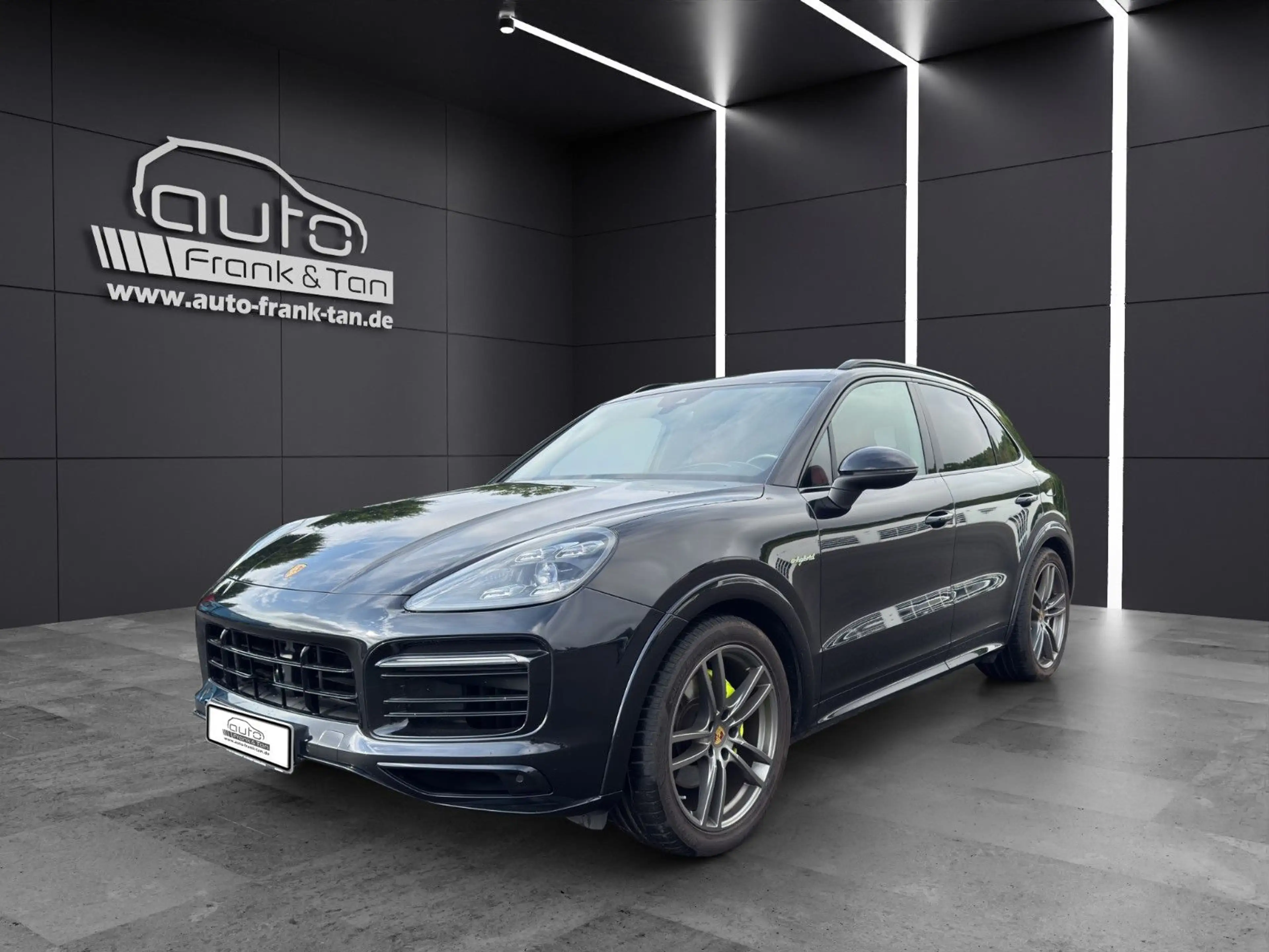 Porsche Cayenne E-Hybrid*Matrix*AHK*Sport-Design*Head-up