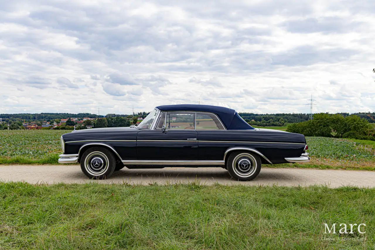 Mercedes-Benz 300 SE Cabriolet W112 / frame off restoration / 1 of 708 units, foto 5