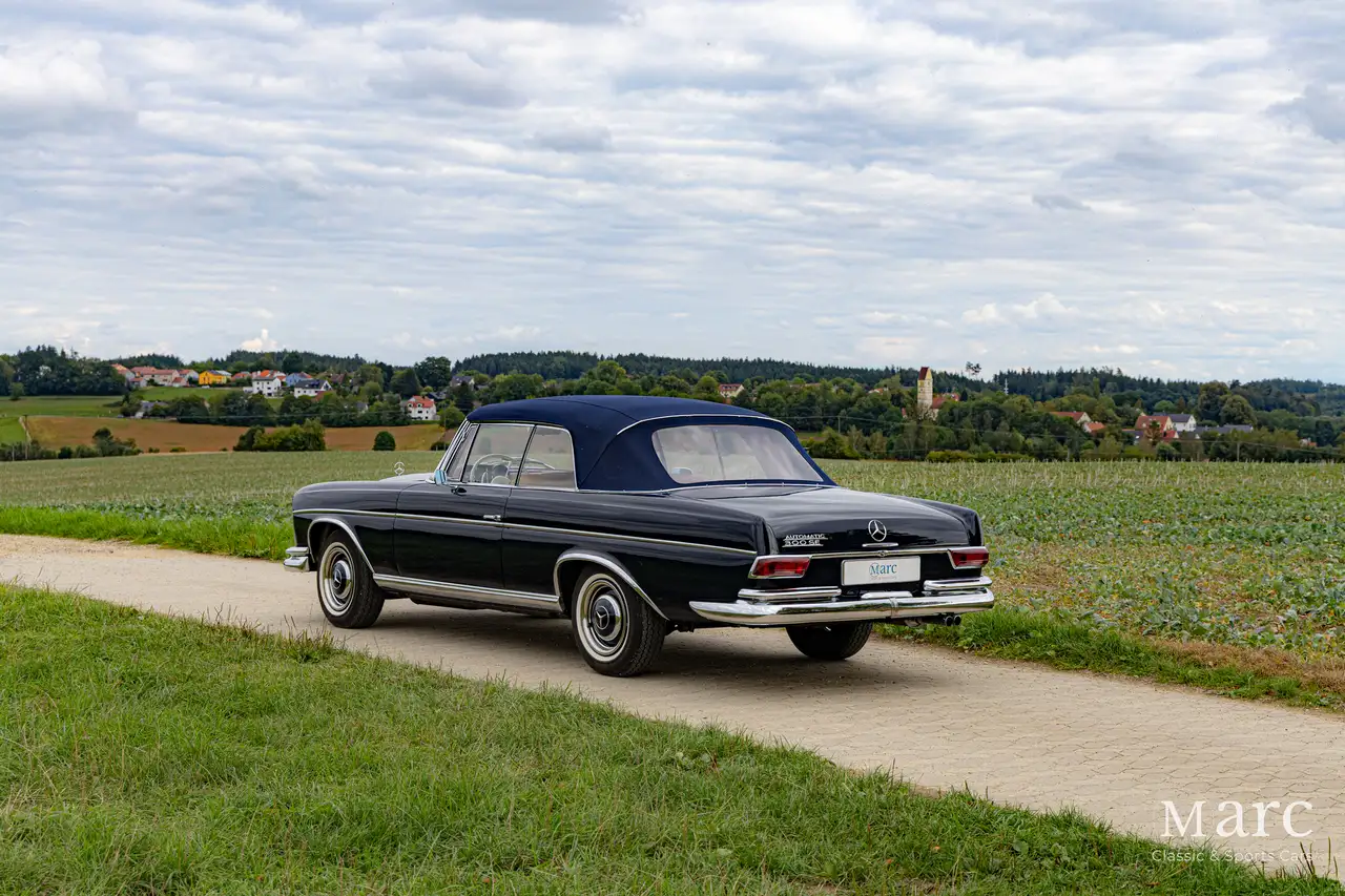 Mercedes-Benz 300 SE Cabriolet W112 / frame off restoration / 1 of 708 units, foto 4