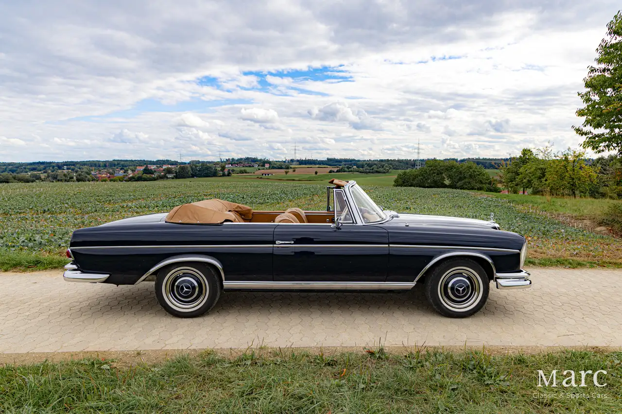 Mercedes-Benz 300 SE Cabriolet W112 / frame off restoration / 1 of 708 units, foto 6