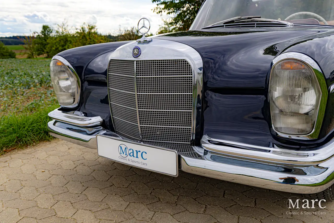 Mercedes-Benz 300 SE Cabriolet W112 / frame off restoration / 1 of 708 units, foto 9