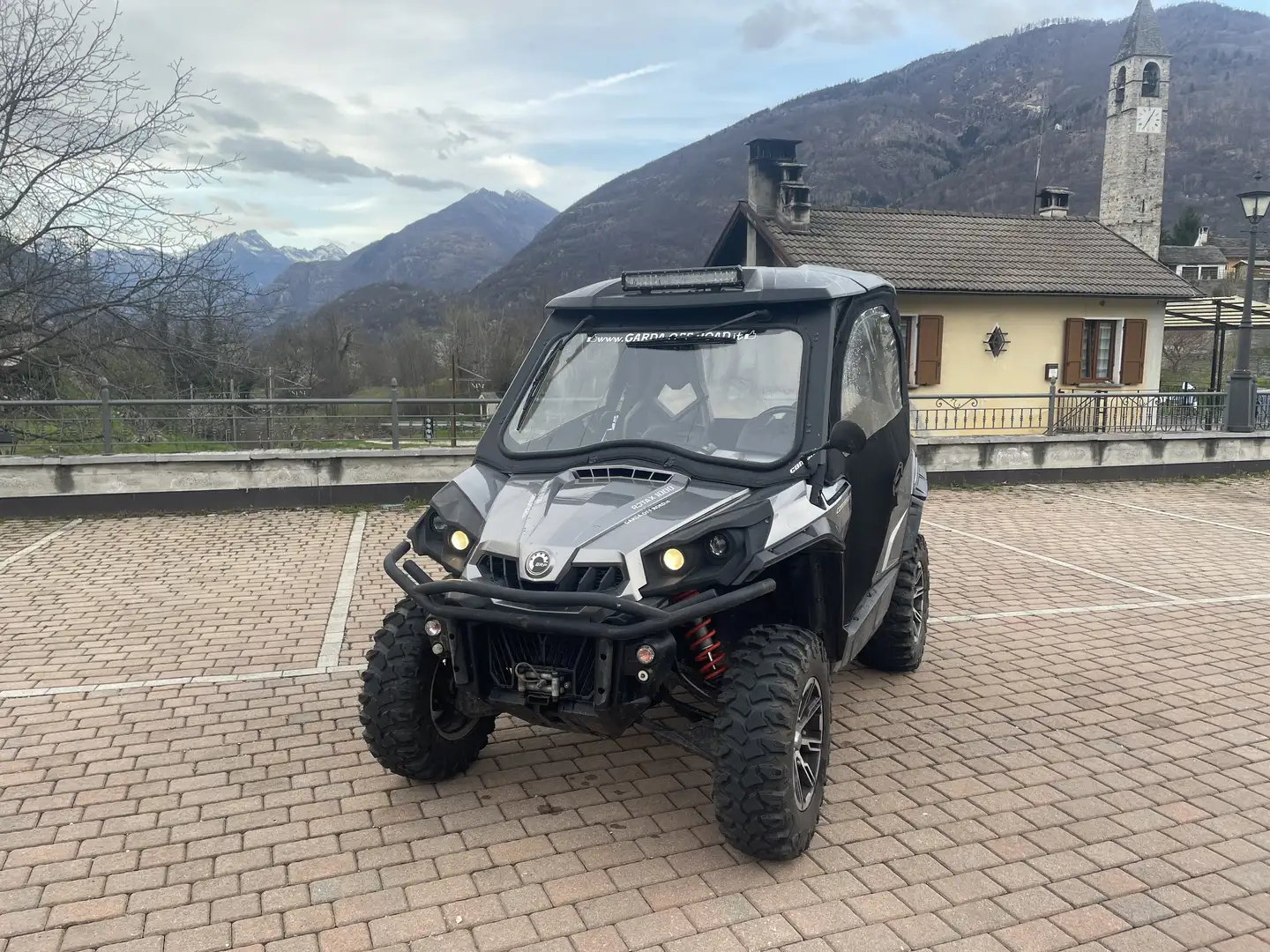 Can-Am Commander - 1