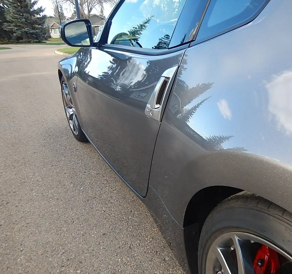 Nissan 370Z снимка Nissan 370Z