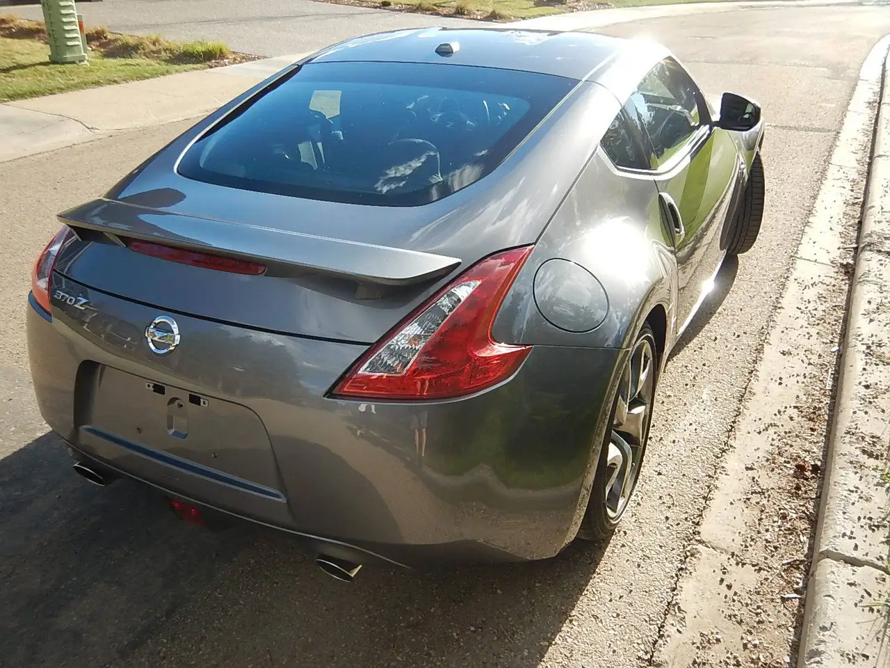 Nissan 370Z снимка Nissan 370Z