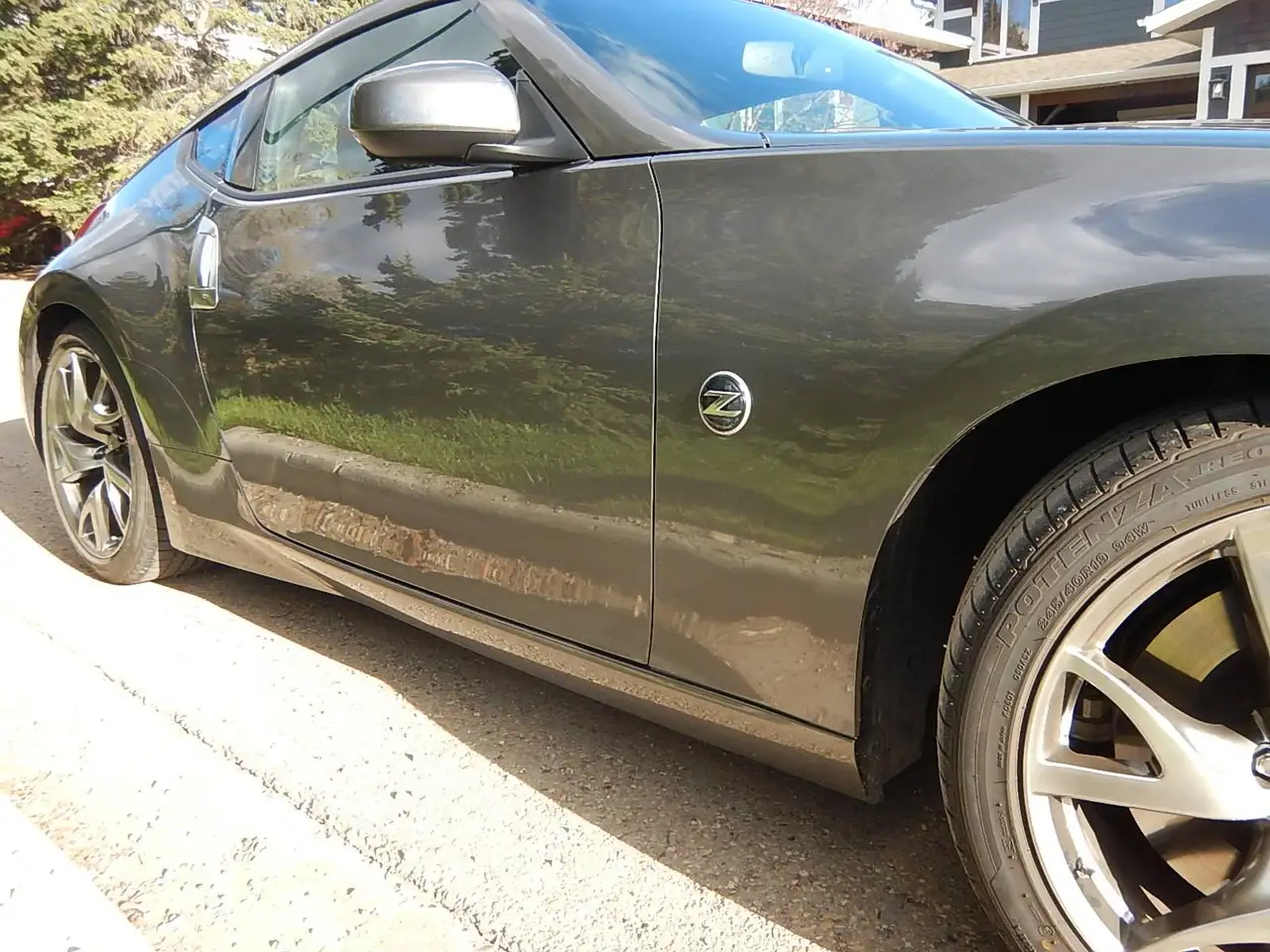 Nissan 370Z снимка Nissan 370Z