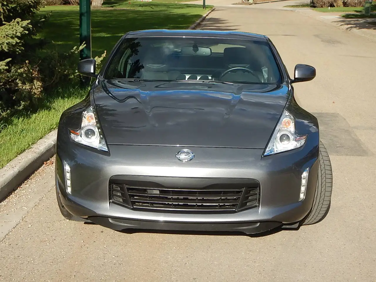 Nissan 370Z снимка Nissan 370Z