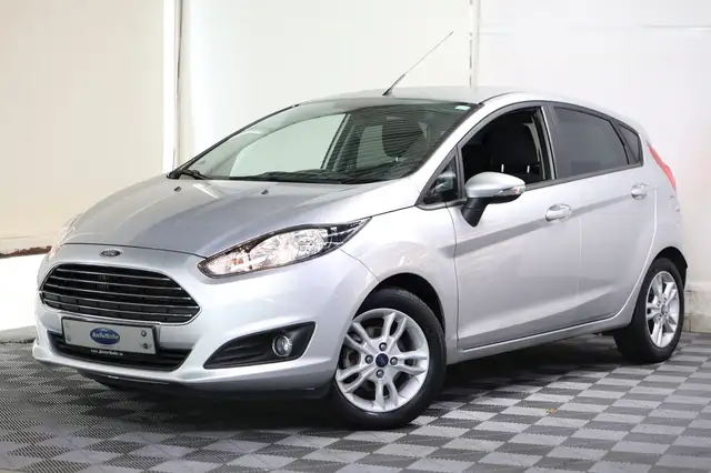 Ford Fiesta view 9
