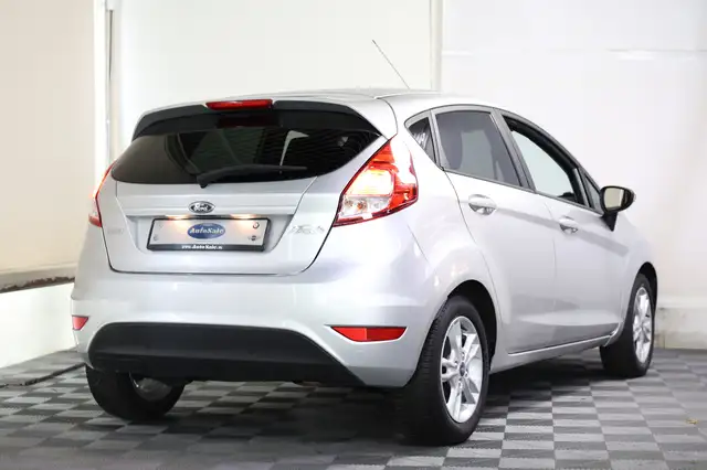 Ford Fiesta view 5