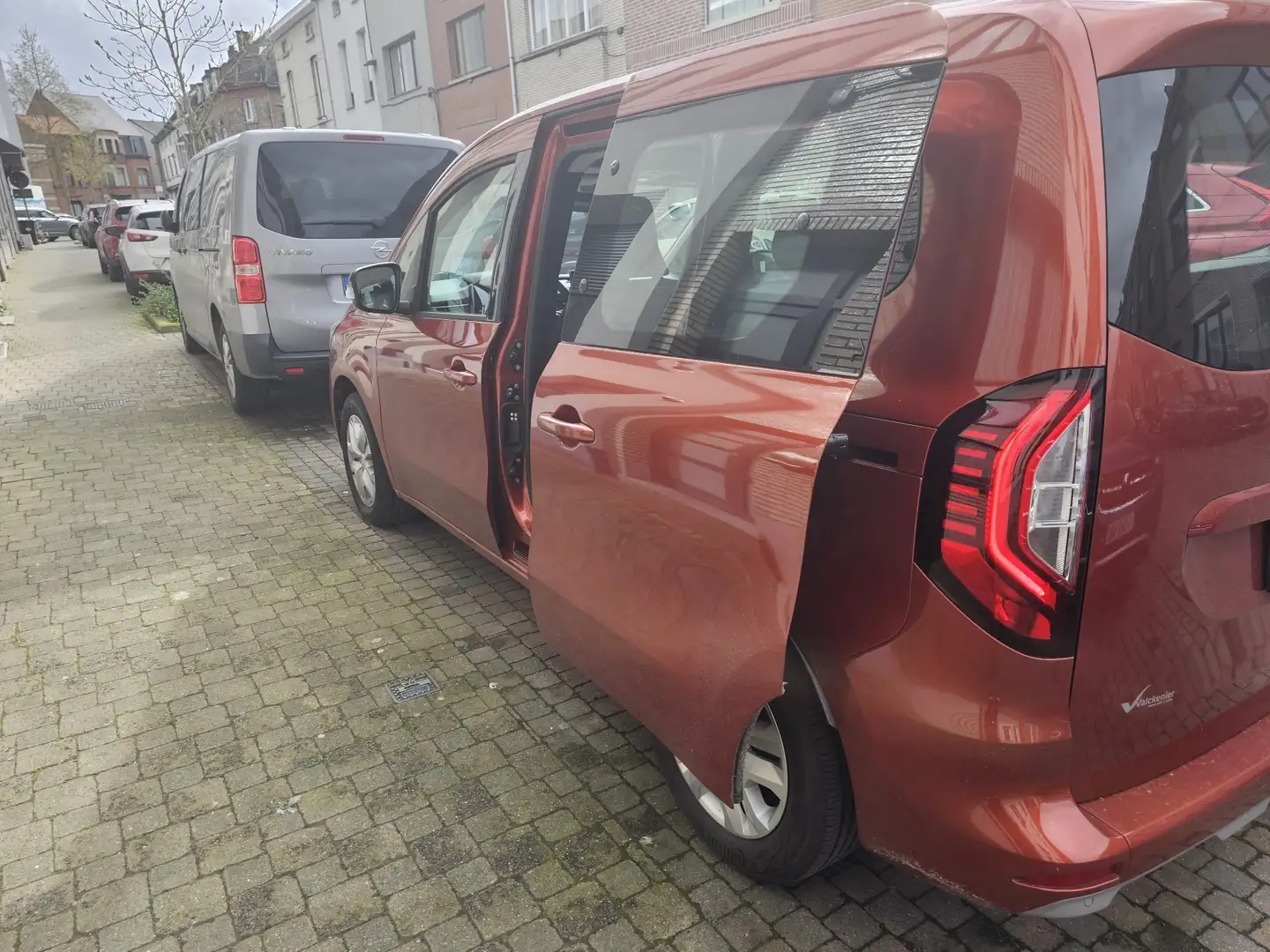 Renault Kangoo TCe 100 Equilibre Rood - 2