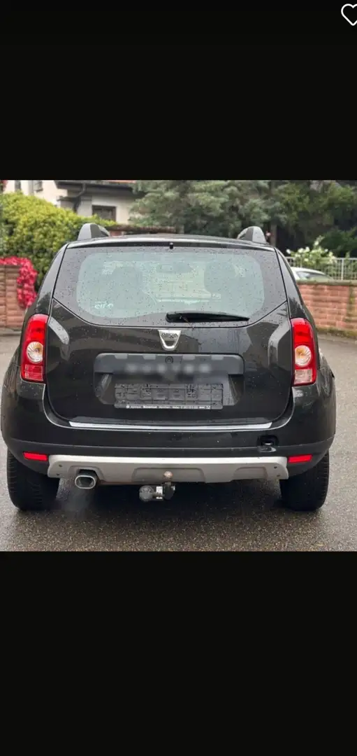 Dacia Duster 1.6 16V Laureate Fekete - 1