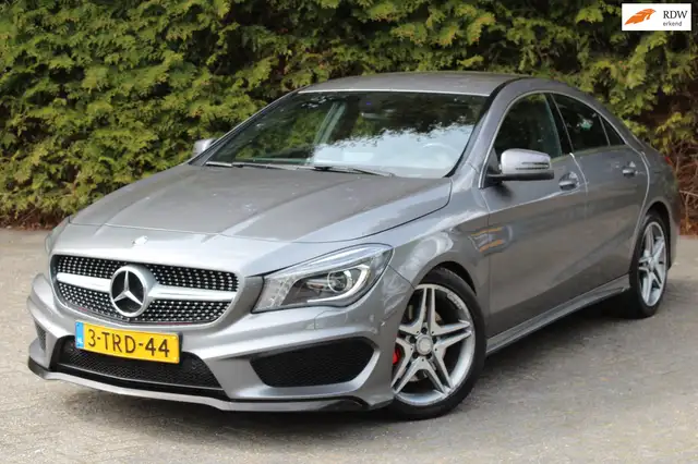 Mercedes-Benz CLA 220 CDI Edition 1 170PK | Climate Control | Navigatie
