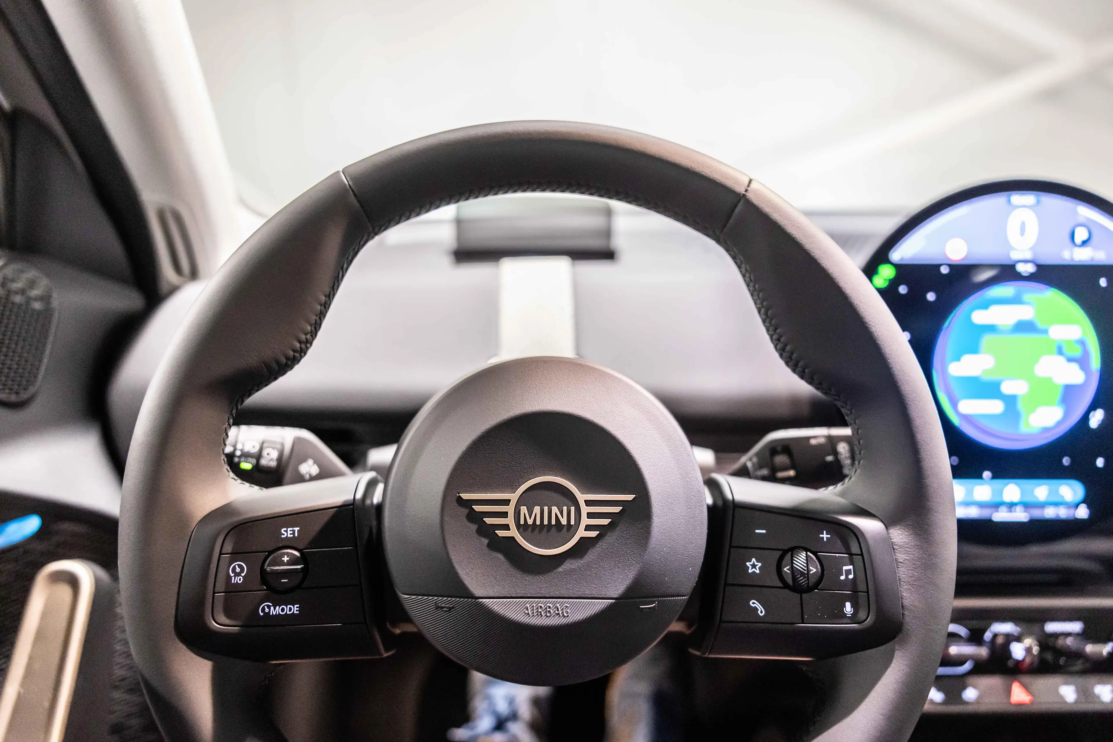 MINI Aceman Aceman SE Essential | 49 KWH | TREKHAAK | HUD | — photo 13