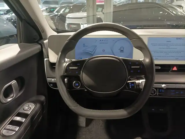 Hyundai Ioniq 5 view 10