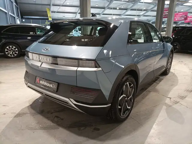 Hyundai Ioniq 5 view 5