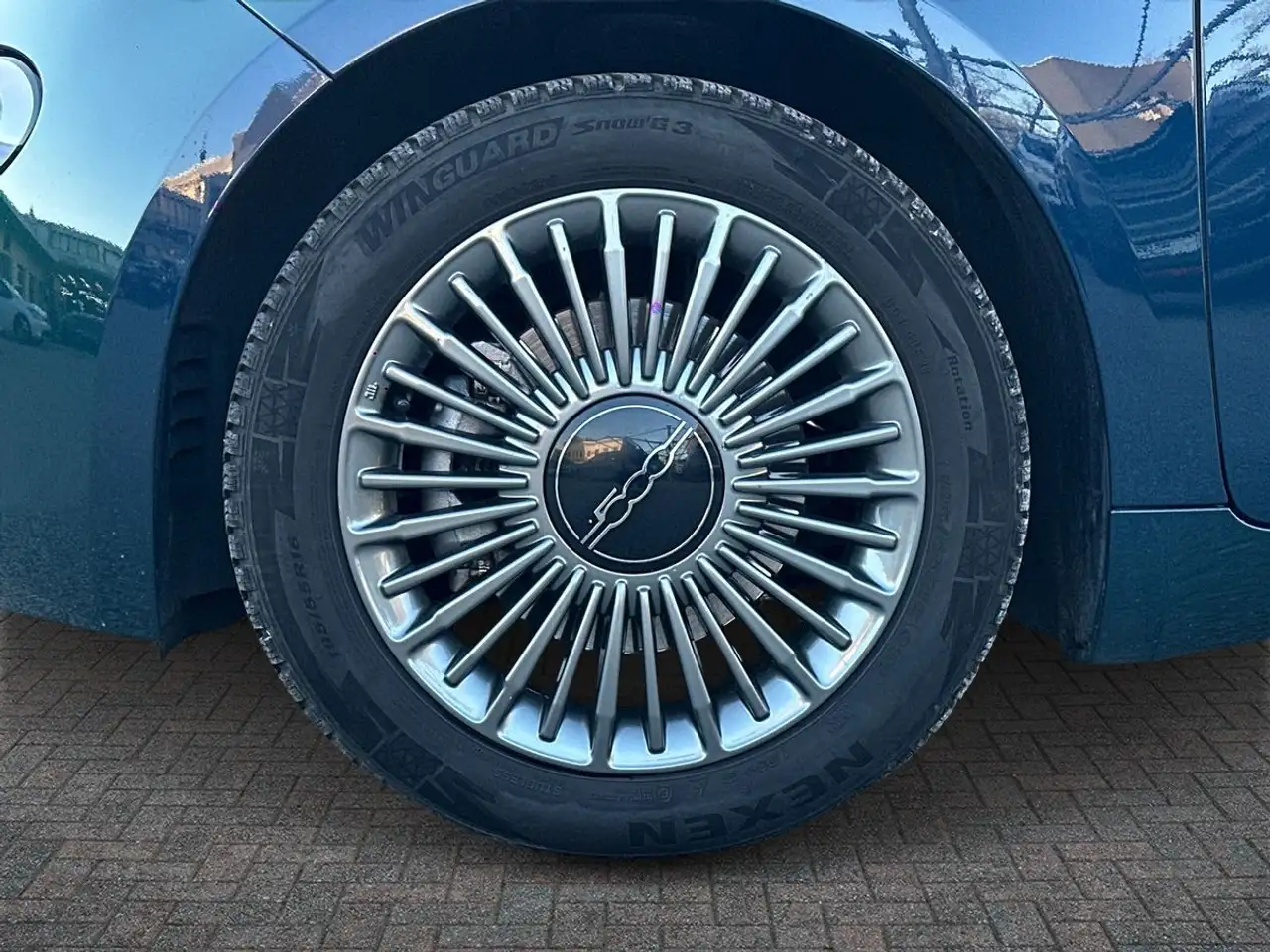Fiat 500e Cabrio 42 kWh Icon 8
