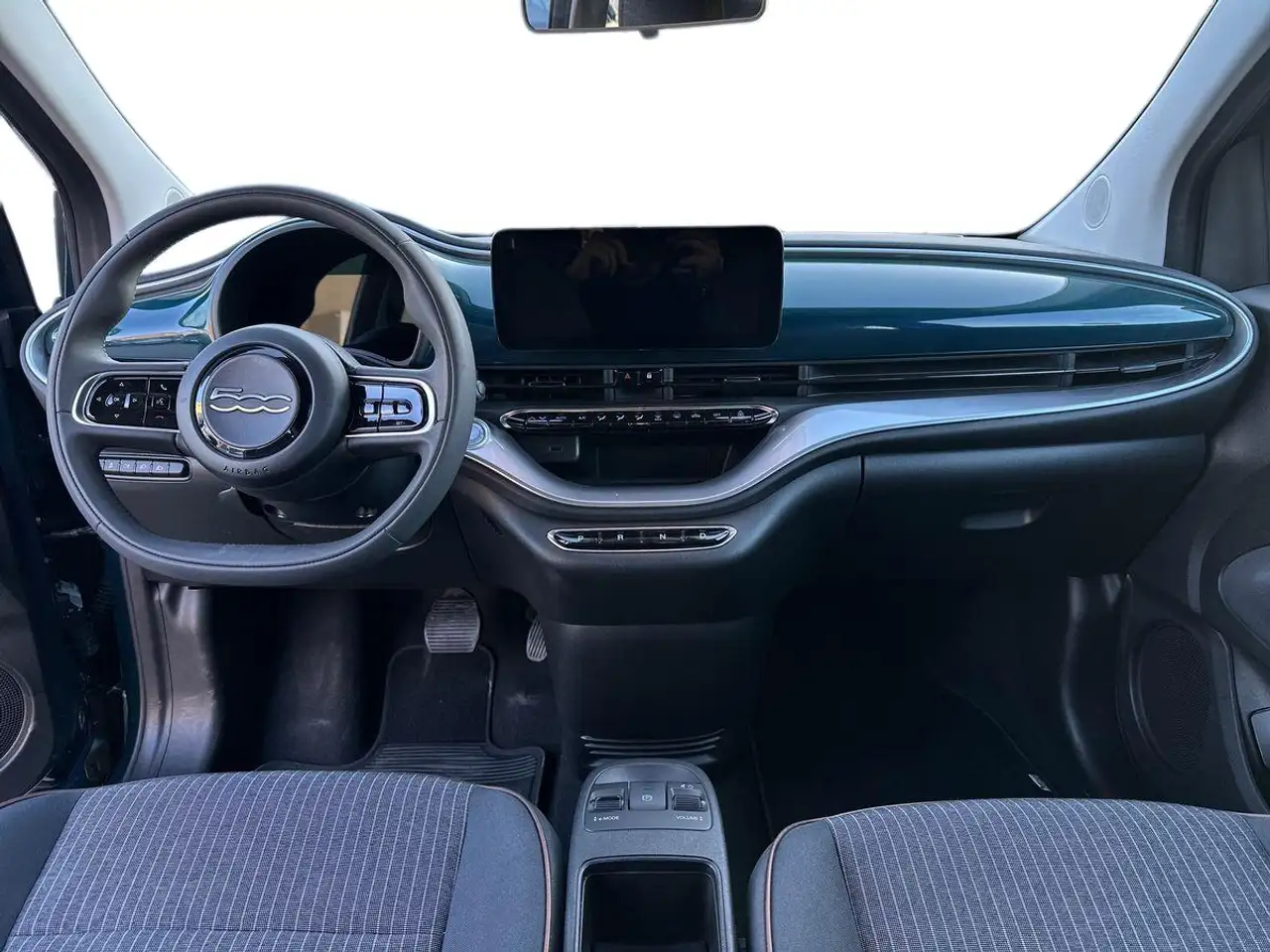 Fiat 500e Cabrio 42 kWh Icon 11