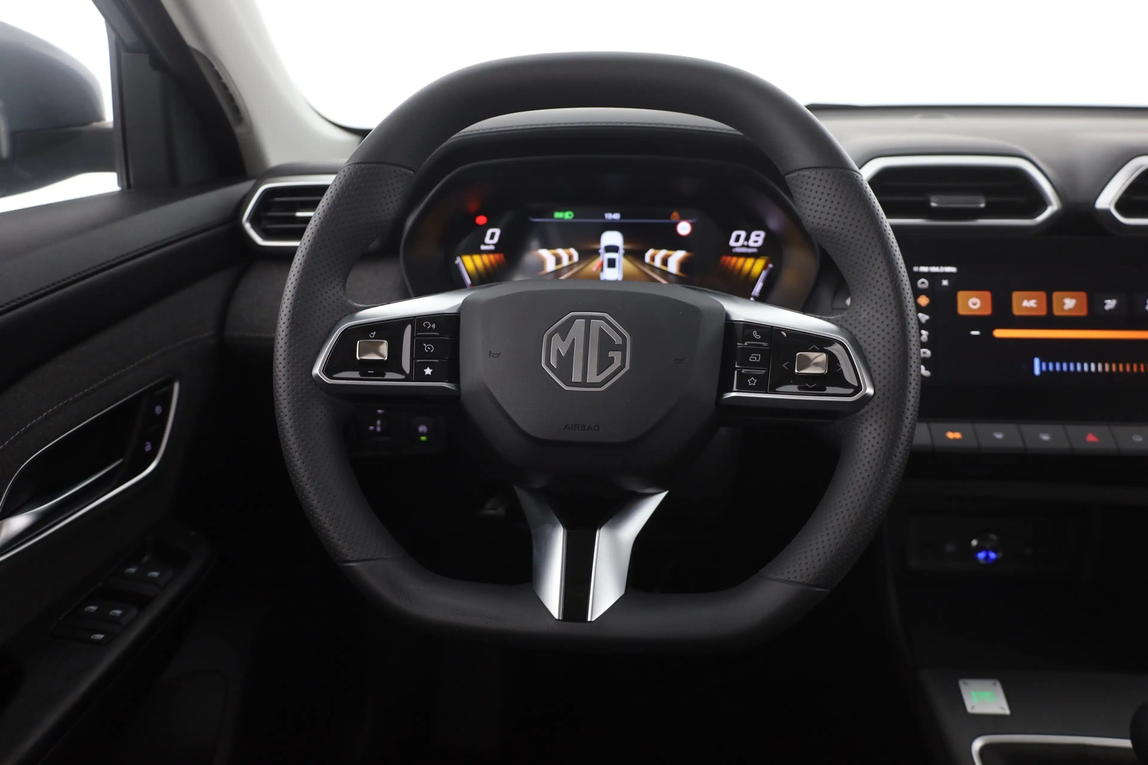 MG ZS 1.5 VTi-Tech Standard Navi Kamera Tempomat — photo 14