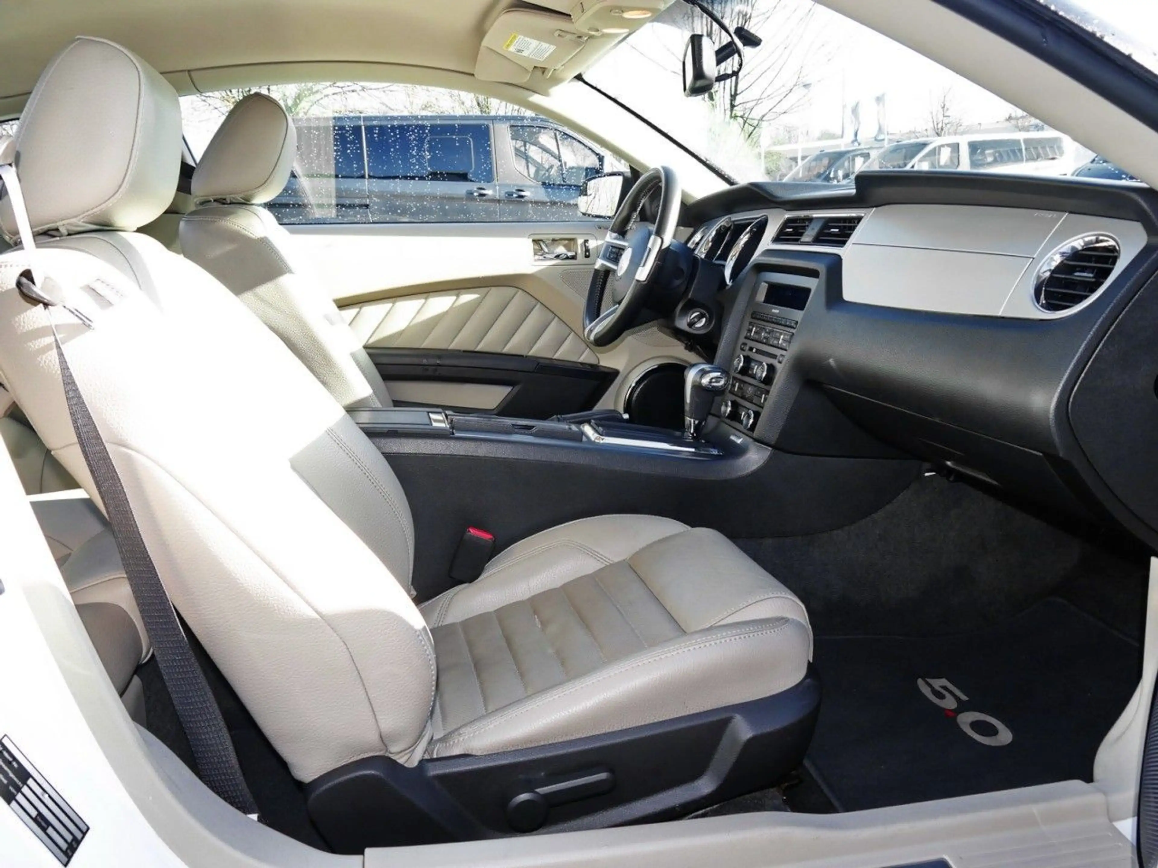 Ford Mustang GT 5.0 V8 Autom. Leder+Klima+Audio SYNC — photo 5