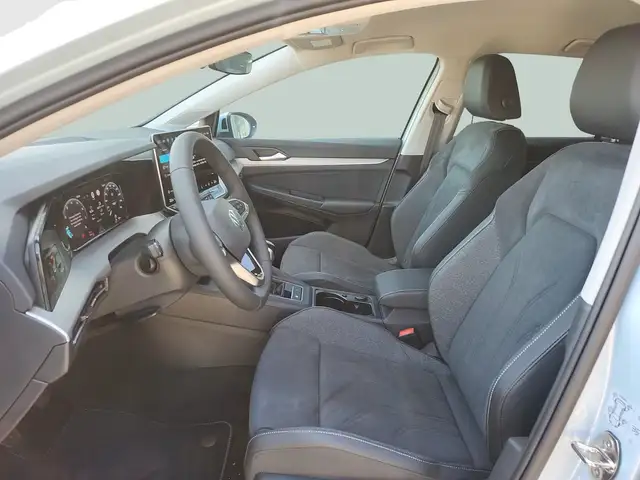 Volkswagen Golf view 8