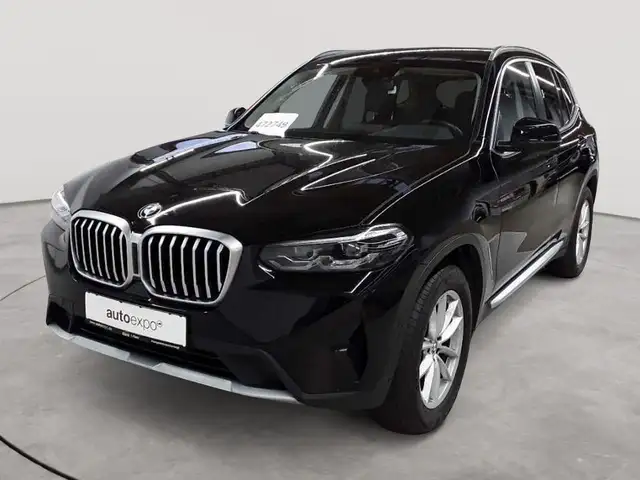BMW X3 view 2