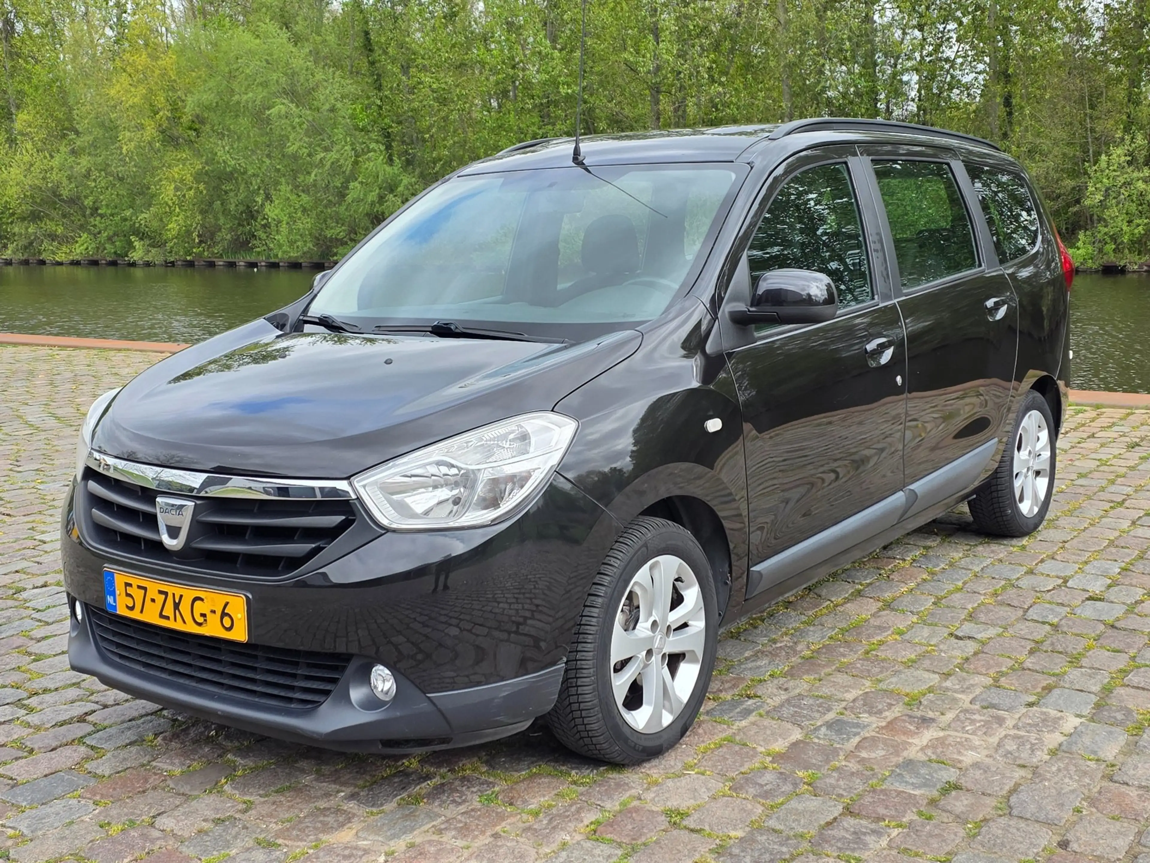 Dacia Lodgy 1.2 TCe Prestige 7personen airco cruis control nav — photo 2