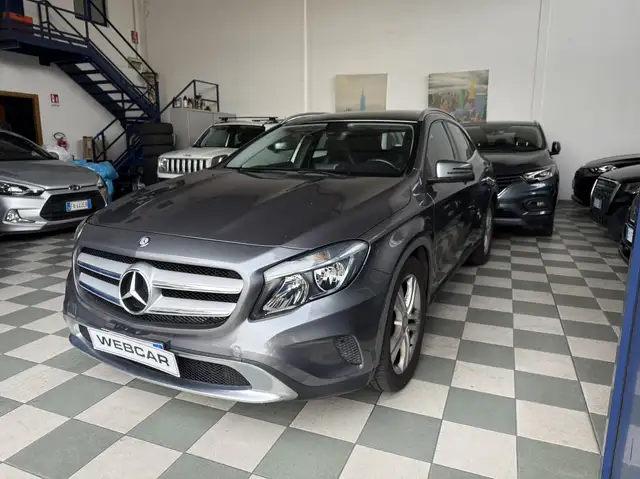 Mercedes-Benz GLA 200 d (cdi) Premium auto