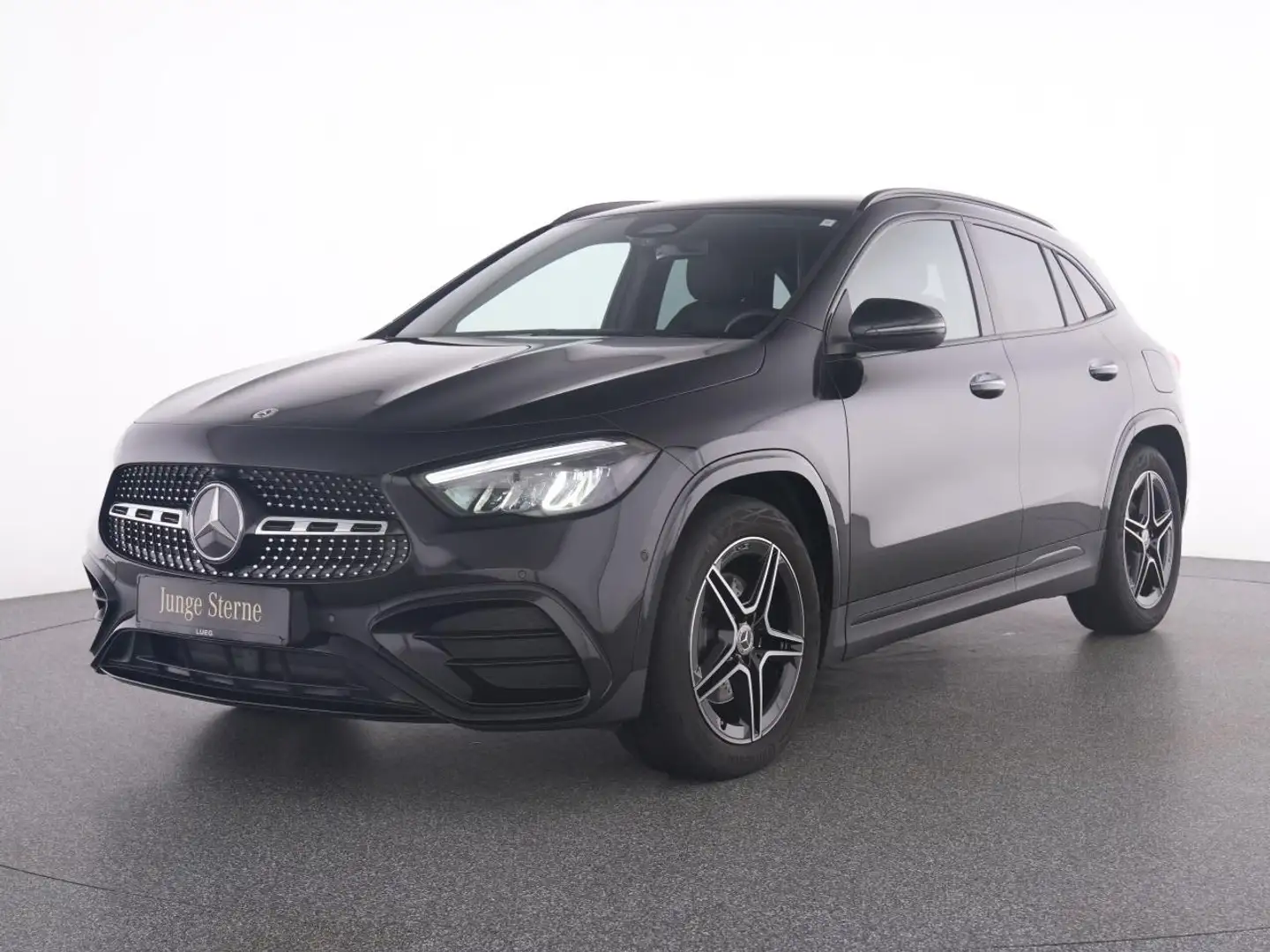 Mercedes-Benz GLA 200 d AMG+NavPr+LED+Sound+AHK+KeyG+Night+RFK Schwarz - 2