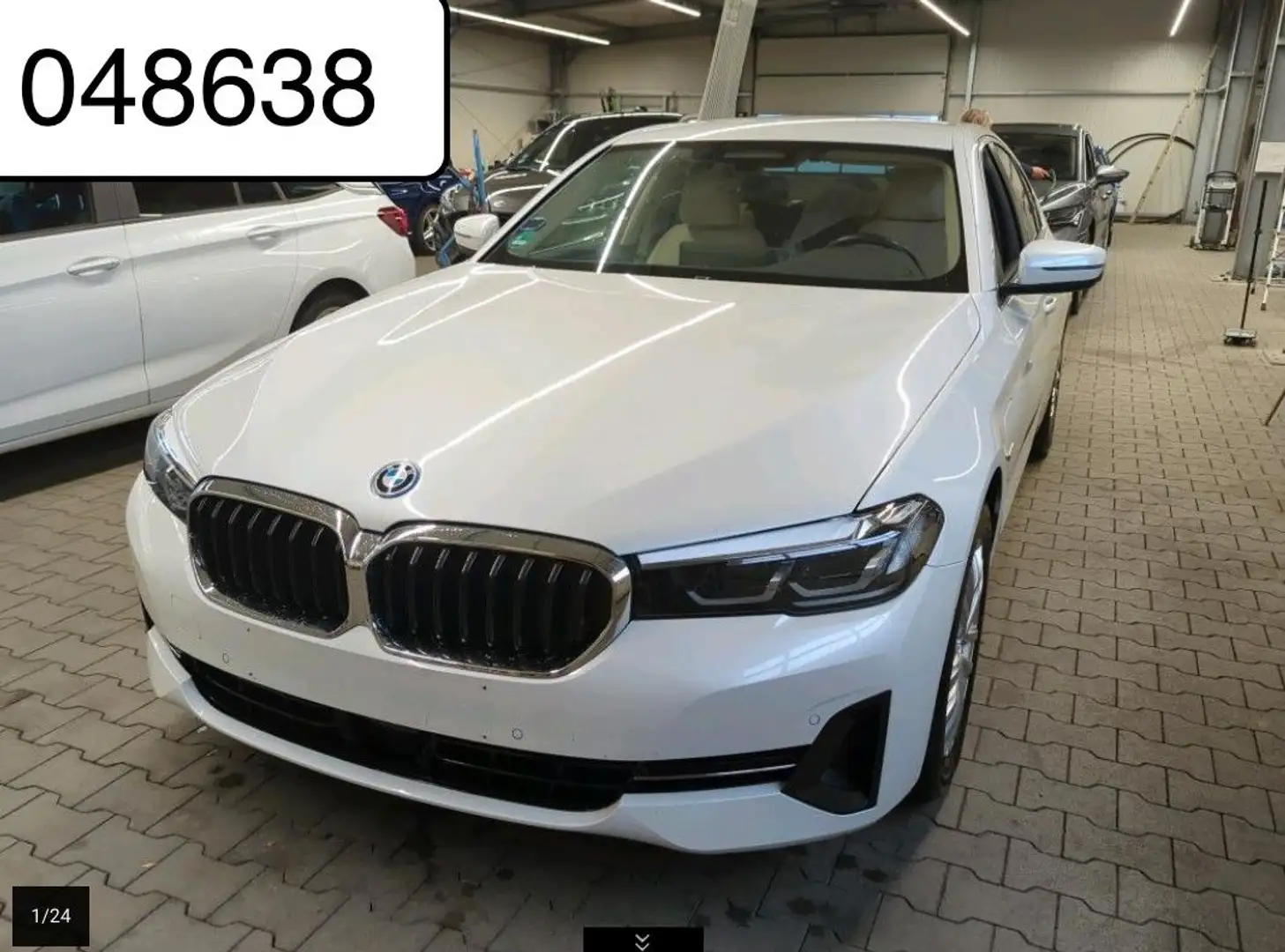 BMW 520 e CockpProf Kam LED Navi ACC+ Unfallfrei Blanc - 1