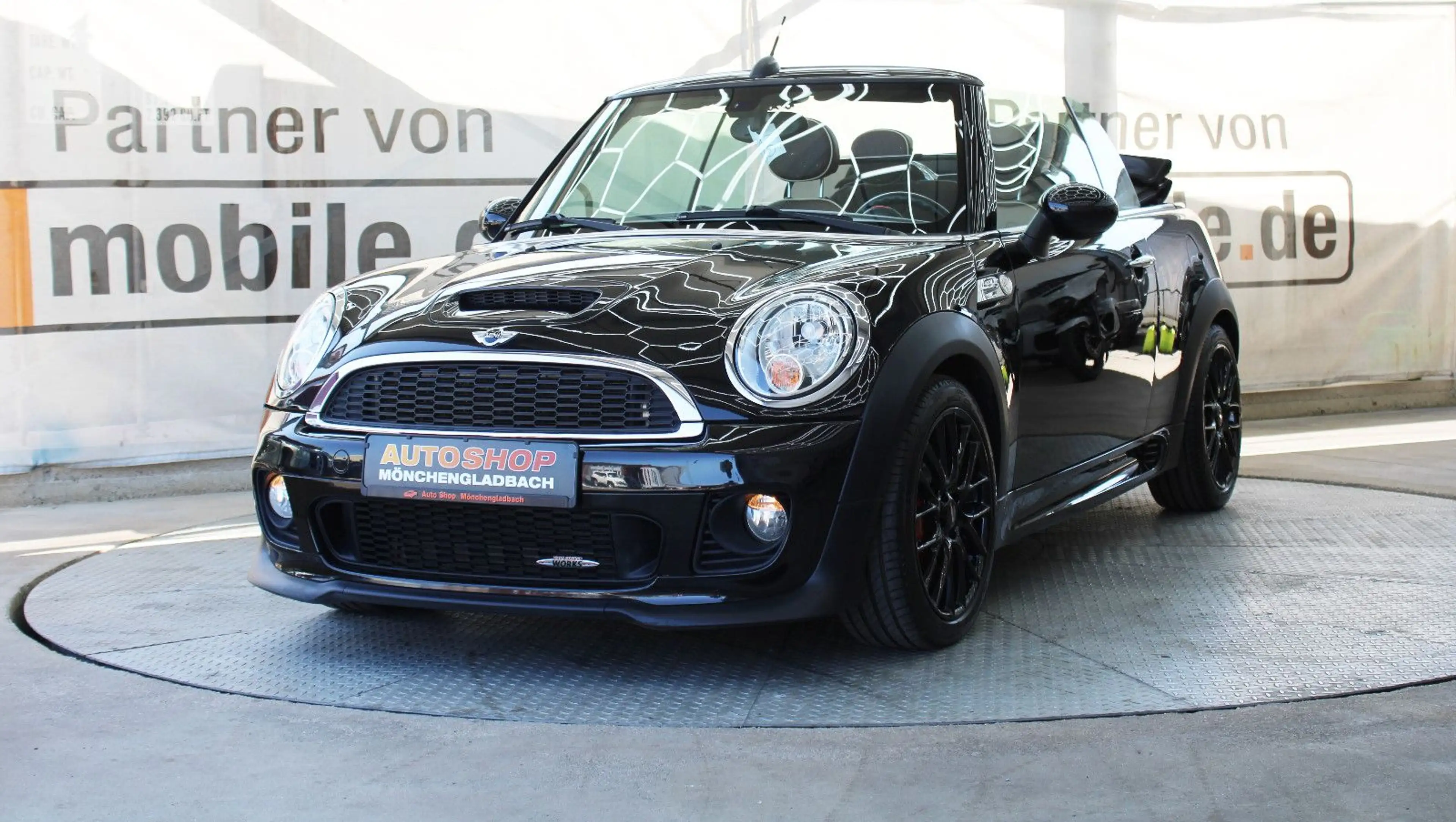 MINI John Cooper Works Cabrio *TÜV&Insp.Neu*Navi*Leder — photo 4