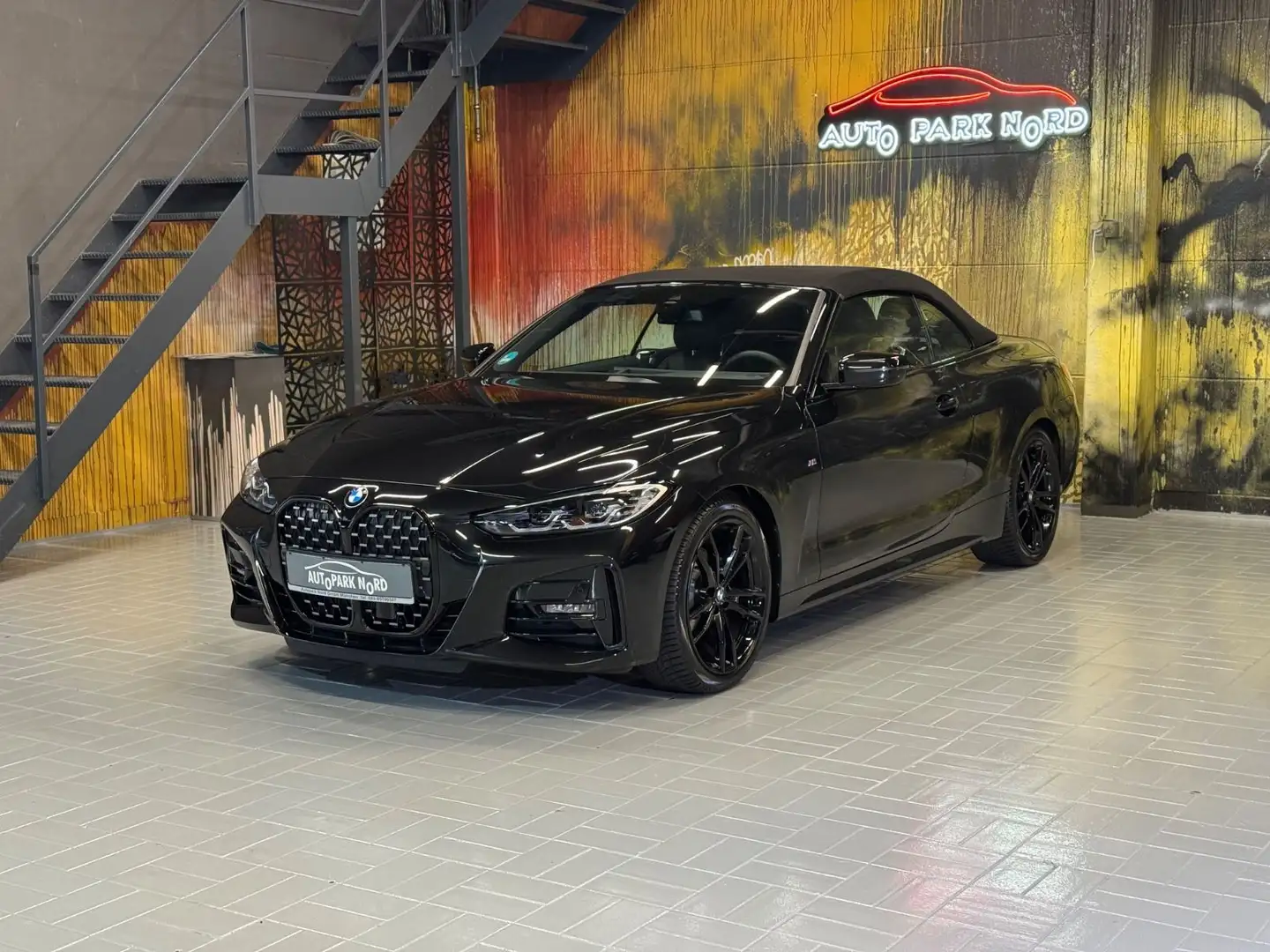 BMW 420 i Cabrio M Sport~LEDER~LED~KAMERA~HiFi~ Black - 2