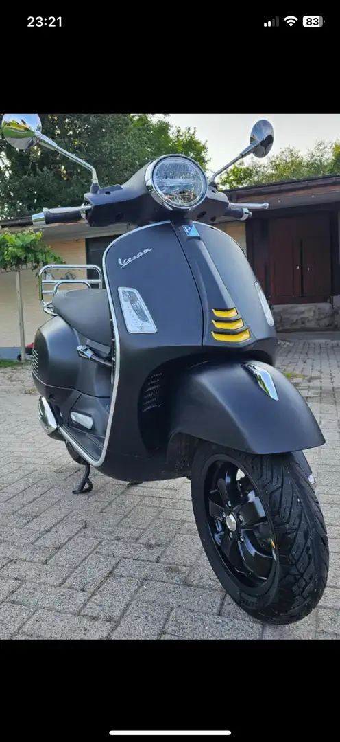 Vespa GTS Super Tech 300 - 1