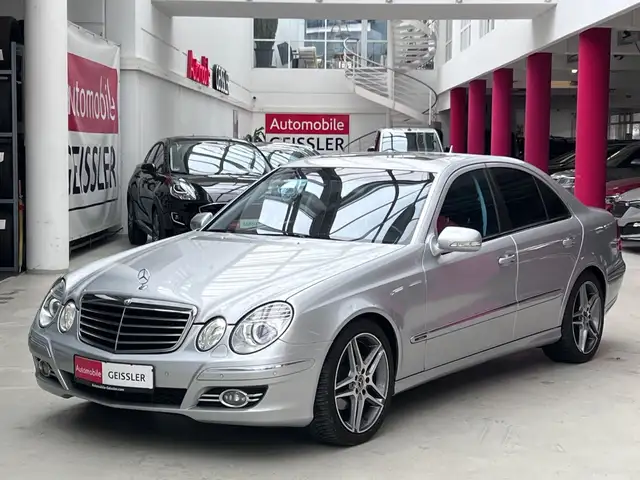 Mercedes-Benz E 220 CDI Avantgarde Top gepflegt !!!!